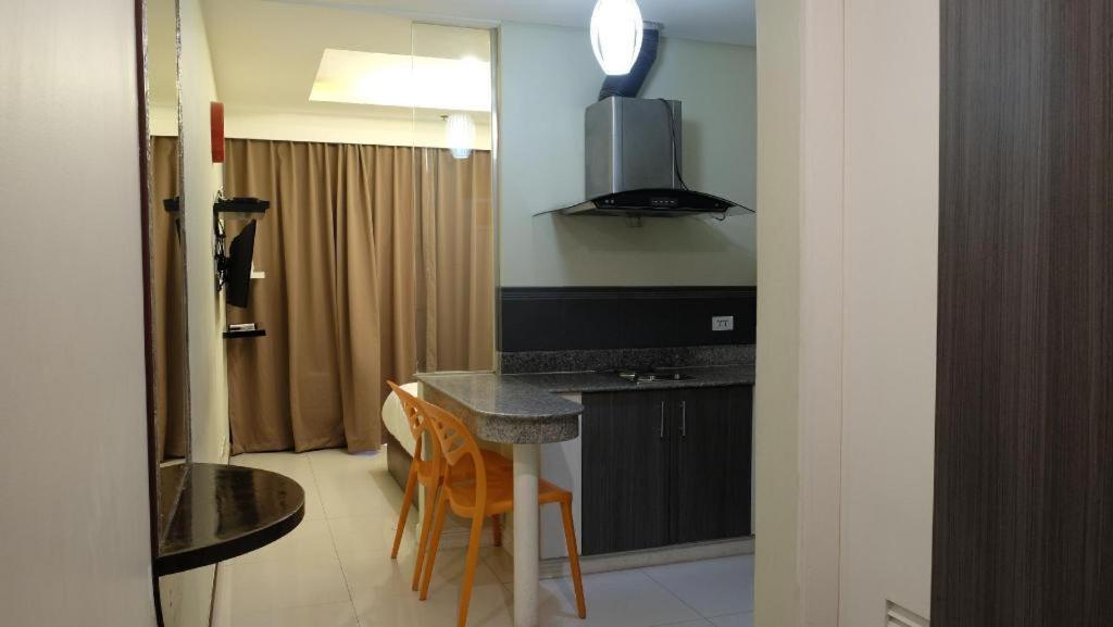 Zen Rooms Malate Robinsons Manila Eksteriør billede