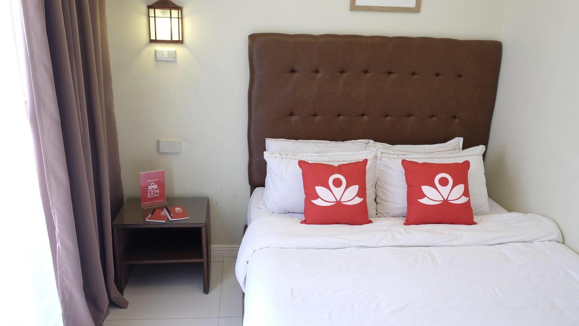 Zen Rooms Malate Robinsons Manila Eksteriør billede