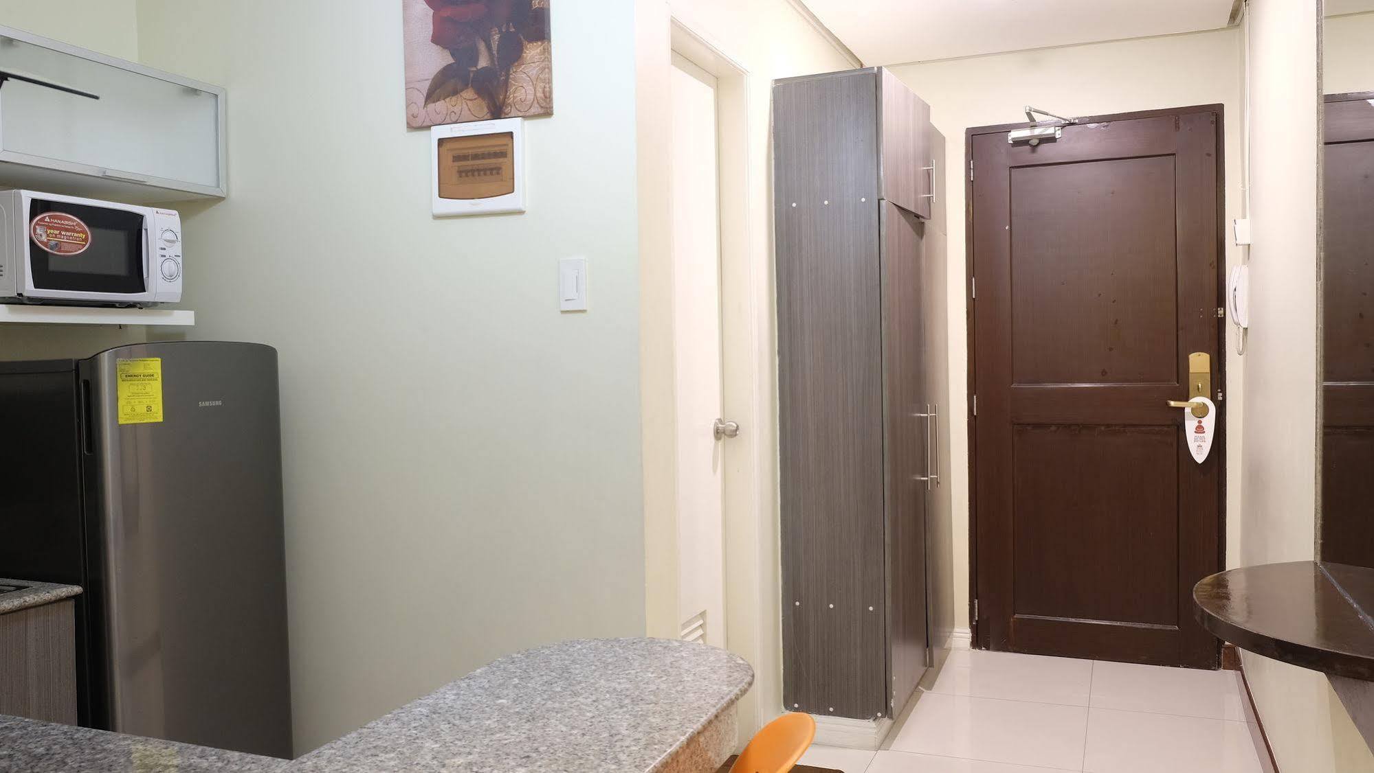 Zen Rooms Malate Robinsons Manila Eksteriør billede